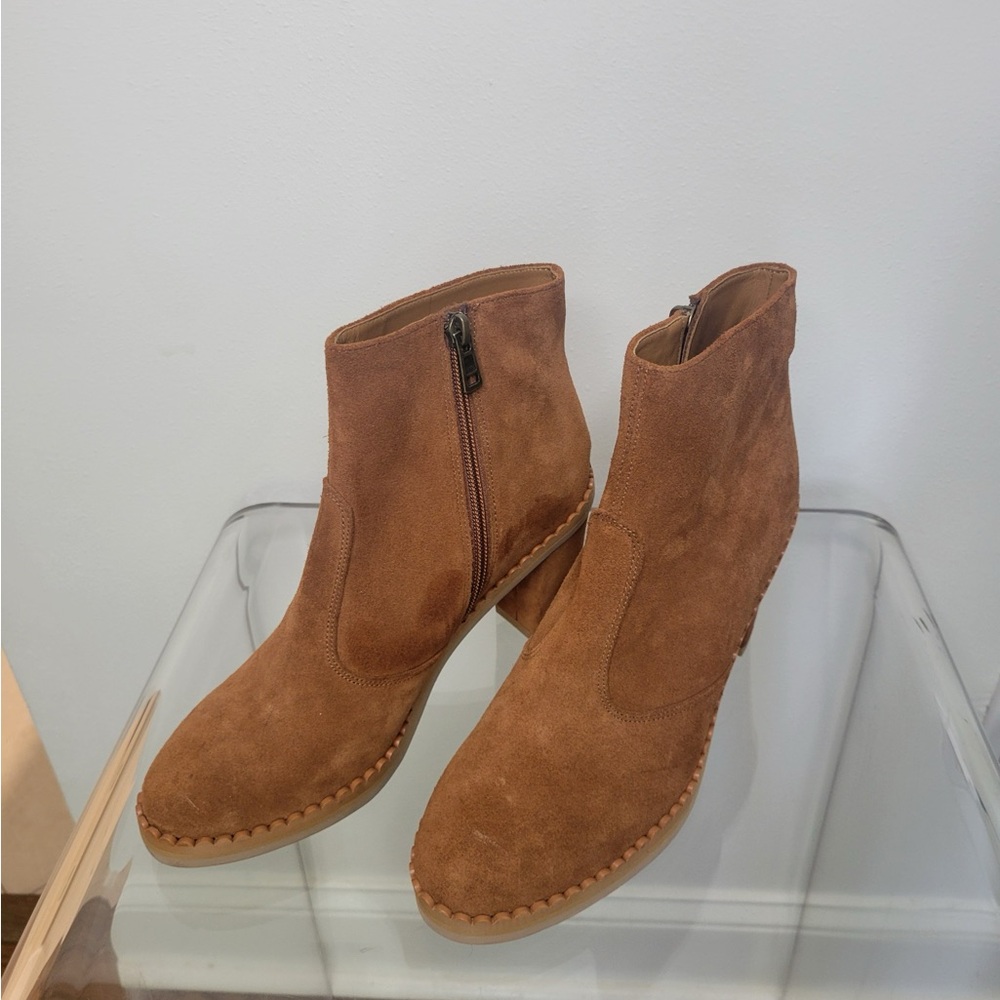 See By Chloe Boots!!!! NEVER WORN!!  Size 39